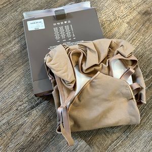 SKIMS Seamless Sculpt Thong Bodysuit